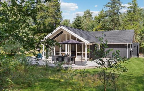  Lovely Home In Højby With Kitchen in Højby