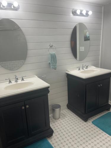 311 Wildflower in Marble Falls, USA