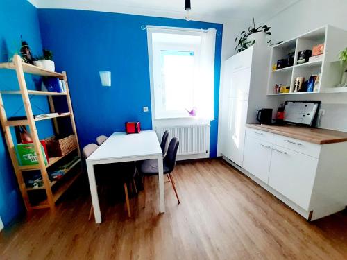 Kitchen, Große Altbauwohnung auf dem Land in Riedau