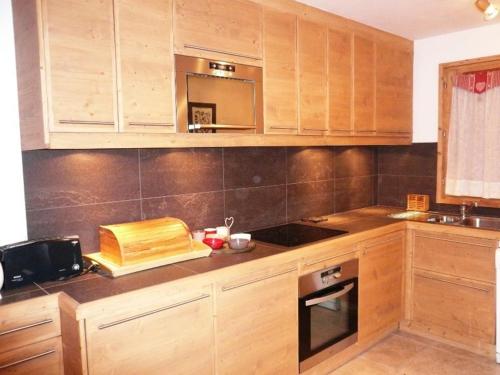 Charmant Duplex 4P avec Terrasse, Piscine et Garage - Méribel Centre, 8 Pers. - FR-1-411-71 (Charmant Duplex 4P avec Terrasse, Piscine et Garage - Meribel Centre, 8 Pers. - FR-1-411-71) in Lezeretta