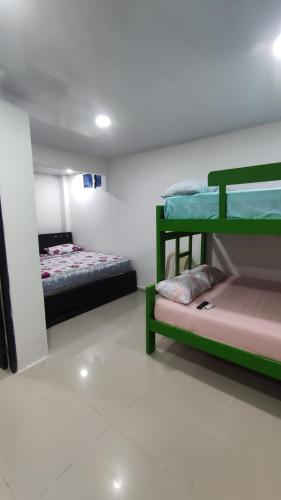 La Roca Coveñas Apartamentos (La Roca Covenas Apartamentos) in La Cazada