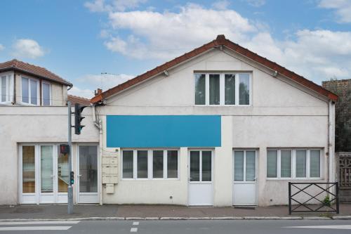 LE BLANC CENTRE F2