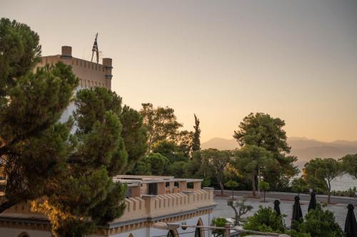 A környék, Byron Luxury Apartments in Aigio (Pelopponese)