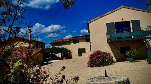 View, Gites Du Mas de Surlan in Chantemerle-les-Bles