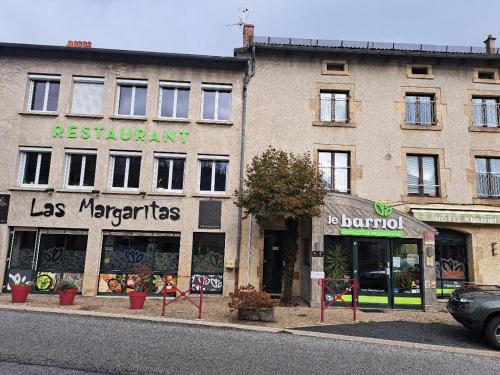 Le Barriol - Hotel - Saint-Julien-Chapteuil