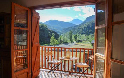  Apartament Montsent, Pension in Rialp