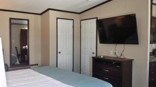 Instalodge Hotel and Suites Karnes City - 편의 시설/서비스