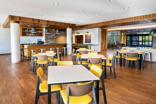 Fairfield by Marriott Inn & Suites Rome in Rome, USA