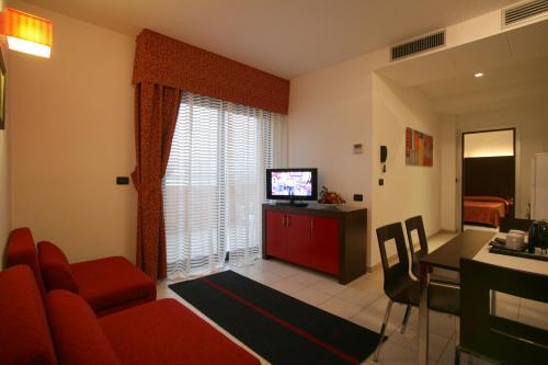 One-Bedroom Apartment with Terrace and Sea View image 10