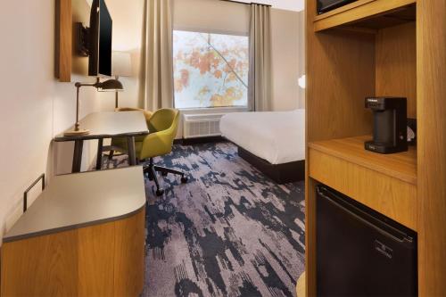 Fairfield by Marriott Inn & Suites Grand Rapids North, Walker (photo 6)