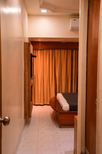 Hotel Shripad Continental