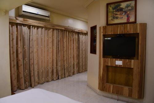 Hotel Shripad Continental