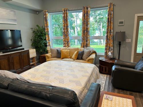 Restful Retreat on the Lake - Natural and Peaceful in Batlleika (MN)