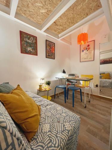 Cozy & Modern Apartments in Embajadores Area - Madrid Center