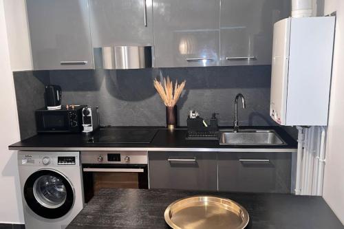 IDF02 Refait à neuf centre ville