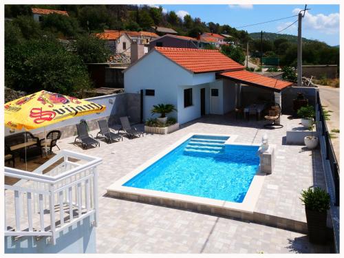 House Luketini dvori – khách sạn tại Siroke