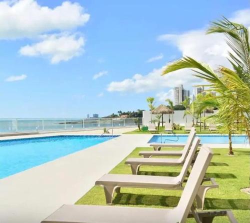 Paradise in Panama at Royal Palm