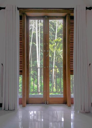 Double Room with Garden View image 2