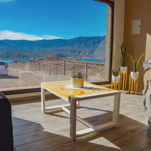 Reflejo del Lago - Cabañas frente al Dique Potrerillos (Reflejo del Lago - Cabanas frente al Dique Potrerillos) in Valle Del Sol (Potrerillos)