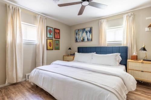 NEWLY Listed! Westlake Stylish detail