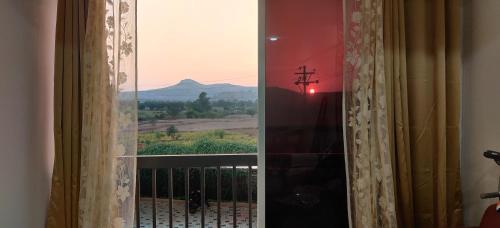 SERENITY - Apartment with Modern Amenities, Igatpuri