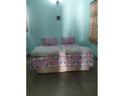 Lucknow Home Stay, Lucknow