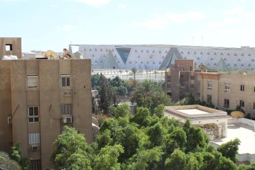 Giza - Pyramids/Museum Apartment