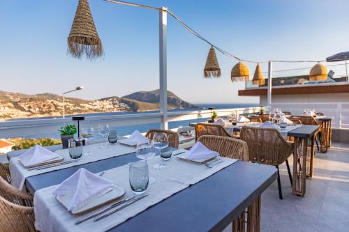 Kalkan Saray Suites Hotel