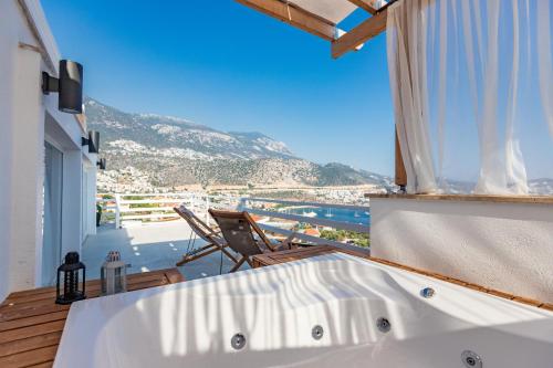 Kolam air panas, Kalkan Saray Suites Hotel in Kas