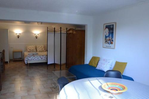 Studio 35m2 climatisé, 10mn des calanques