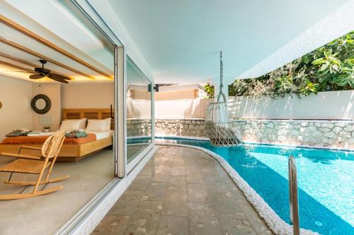 Kalkan Saray Suites Hotel — Main Photo
