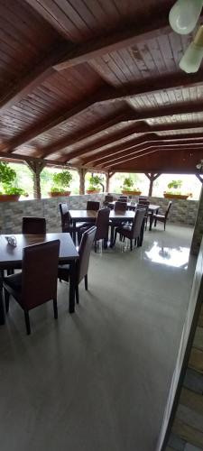 Restorāns, Pensiune Restaurant Alex in Carbunari