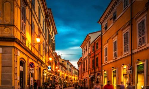La Tua Dimora Tra Le Cinque Terre E Le Alpi Apuane - Sarzana