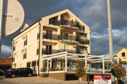 D8 B&B, Zadar