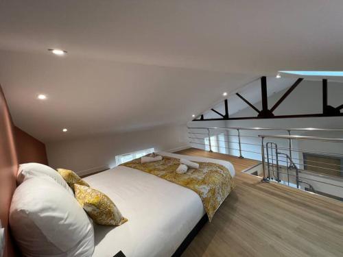 Duplex type Loft centre ville * clim * WIFI * Haut de gamme *