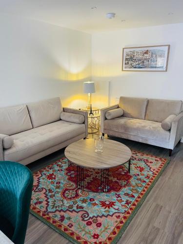 Riverside Premium Double Room E14 2