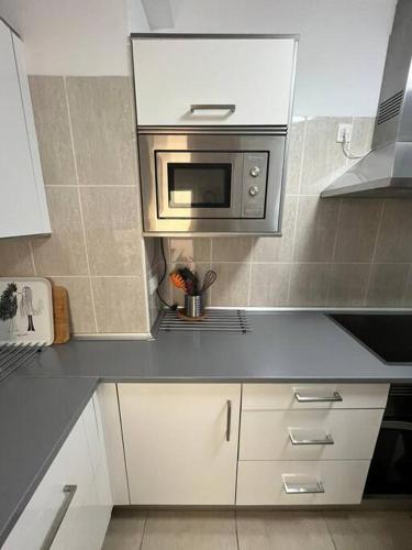 Piso familiar 2 dorm. Cocina 5