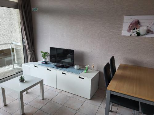 Studio Astrid at 100 meter from sea with Parking place, Bredene (Foto 8)