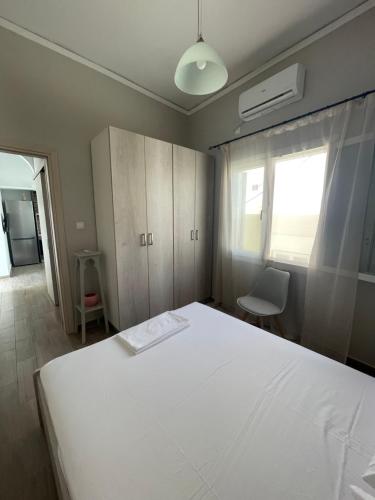 Modern & comfortable house in the city center, Ermoúpoli (photo 10)