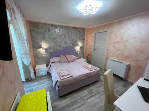 1 queen bed