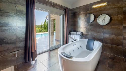 Villa Labin in Zartinj - luxury privacy heated pool with auto cover in Sveti Bartul