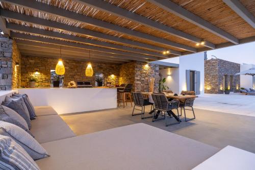 Golden Bay luxury villas and suites 5