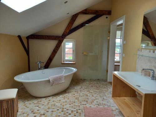 Fürdőszoba, Hof Albersmeier Hüttinghausen / Urlaub am Stall (Hof Albersmeier Huttinghausen / Urlaub am Stall) in Lippetal - Lippborg