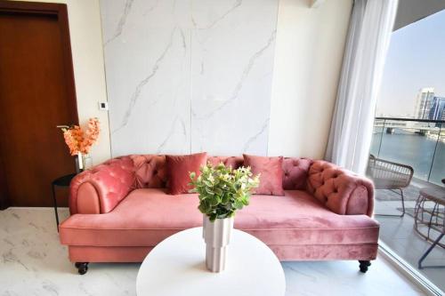 Reva tower- 2BR Dubai mall walking & canal facing, Dubaj (zdjęcie 10)