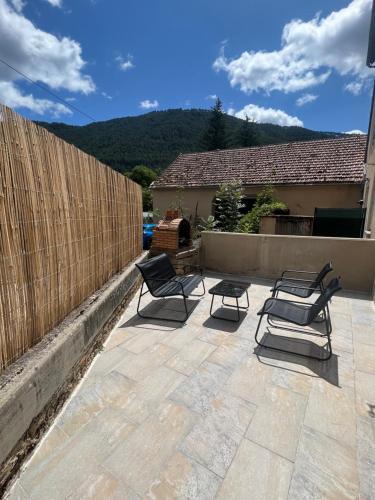 Agréable T2 idéalement situé (Agreable T2 idealement situe) in 芒德