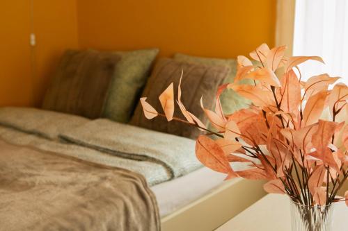 Center of city apartments, bus station 1min, airport 5 min, Espoo