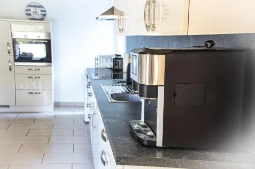 Staberhuk links - XL Ferienwohnung - Sonnendurchflutet - Terrasse in Staberdorf, Deutschland