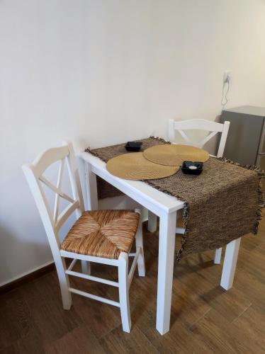 المرافق, Giorgio studios in Kokkari