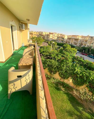 3BD Apartment in a family house with garden view, Káhira