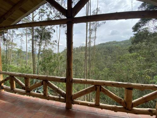 The Hideout- A Cabin in Nature; 25 min from Cuenca